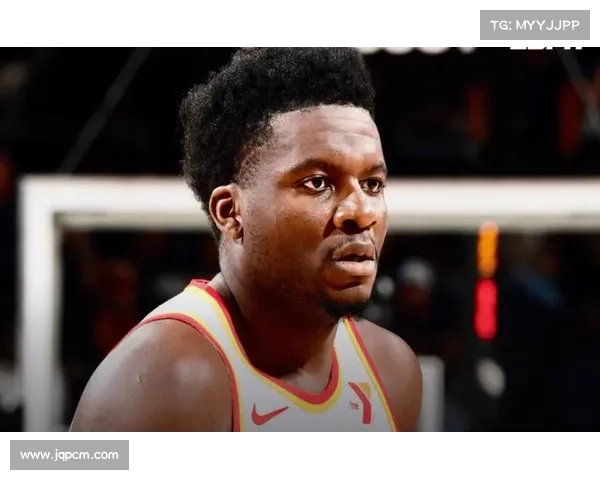 火箭内线新援卡佩拉状态下滑球队需调整轮换方案以应对挑战